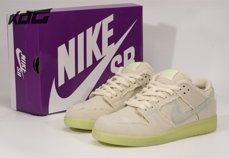 Nike SB Dunk Low "Mummy" size 36 to 47.5 available