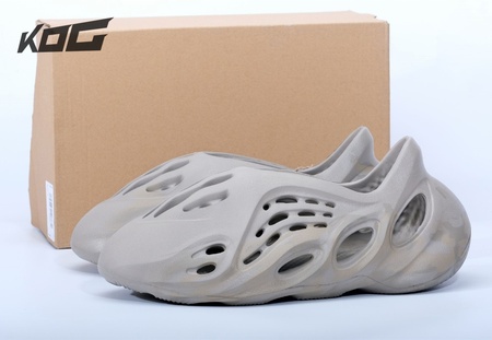 Adidas Yeezy Foam Runner Stone Sage